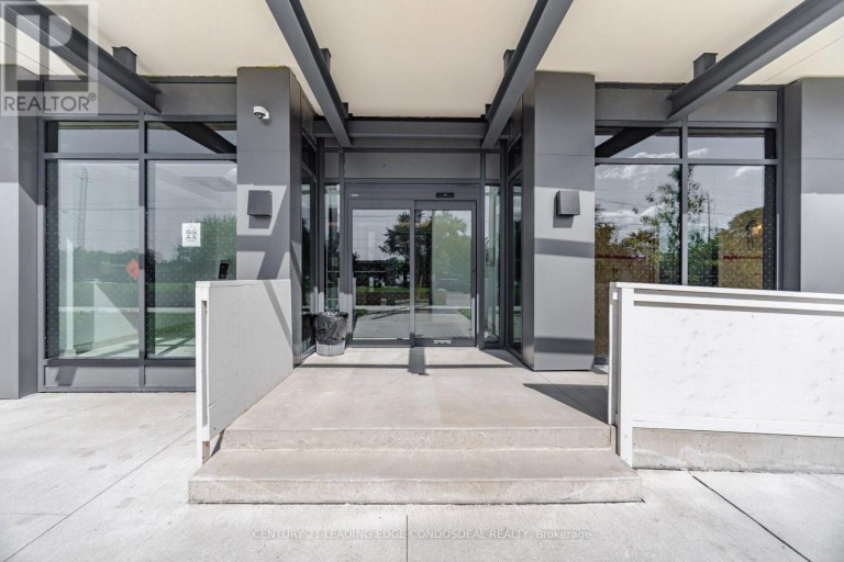 1605 - 4010 EGLINTON AVENUE W, Toronto (Humber Heights), Ontario, M9A0G5