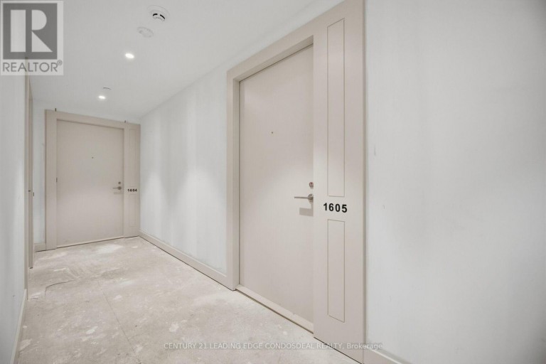 1605 - 4010 EGLINTON AVENUE W, Toronto (Humber Heights), Ontario, M9A0G5