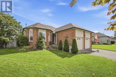 25 CEDAR COURT Kawartha Lakes (Lindsay) Ontario photo 1