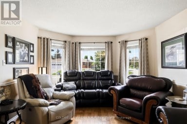 25 CEDAR COURT Kawartha Lakes (Lindsay) Ontario photo 13