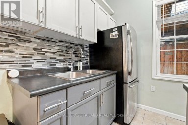 434 ENGLISH STREET London East (East G) Ontario photo 11