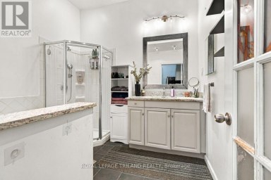 434 ENGLISH STREET London East (East G) Ontario photo 20