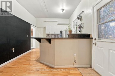434 ENGLISH STREET London East (East G) Ontario photo 9