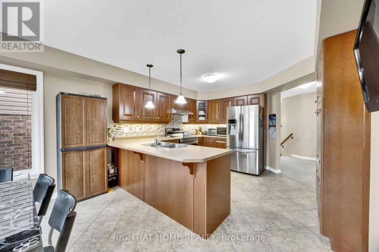 3184 POMEROY LANE, London South (South V), Ontario, N6P1V7
