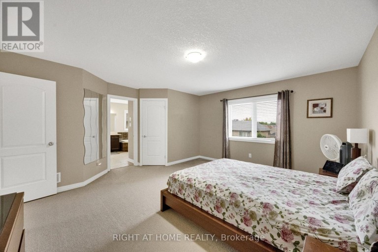 3184 POMEROY LANE, London South (South V), Ontario, N6P1V7