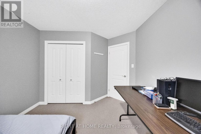 3184 POMEROY LANE, London South (South V), Ontario, N6P1V7