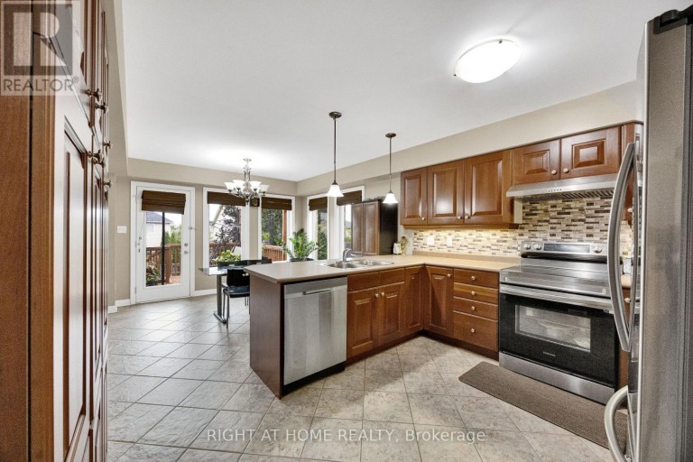 3184 POMEROY LANE, London South (South V), Ontario, N6P1V7