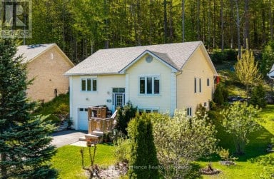 53 THERRIEN COURT Penetanguishene Ontario photo 1