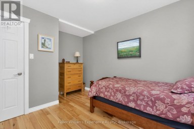 53 THERRIEN COURT Penetanguishene Ontario photo 14