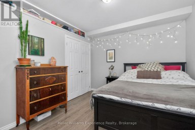 53 THERRIEN COURT Penetanguishene Ontario photo 21