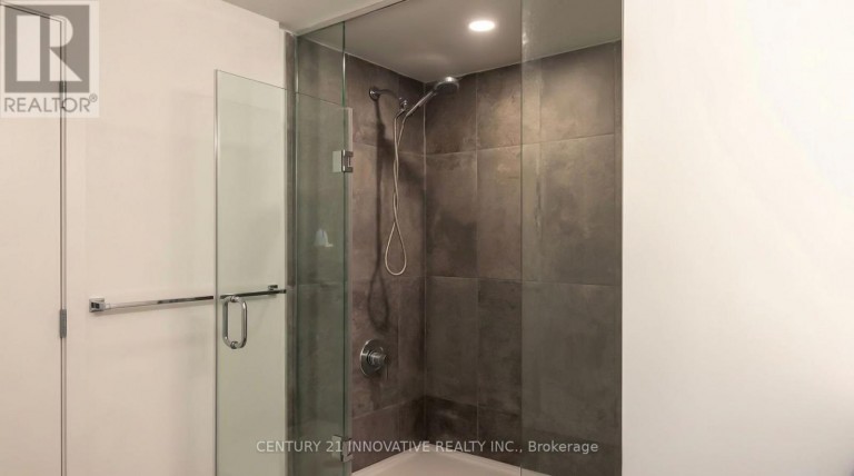 PH523 - 1610 CHARLES STREET, Whitby (Port Whitby), Ontario, L1N0P5