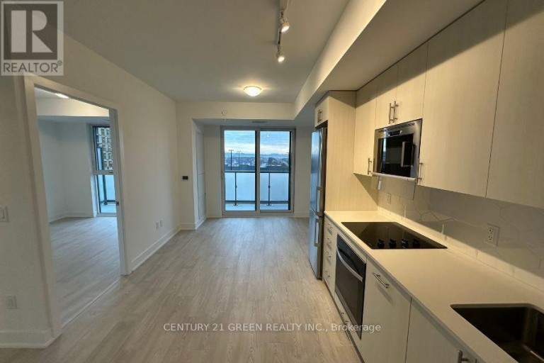 501 - 2545 SIMCOE STREET N, Oshawa (Windfields), Ontario, L1L0W3