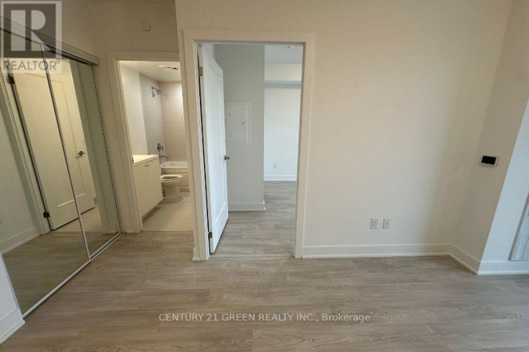 501 - 2545 SIMCOE STREET N, Oshawa (Windfields), Ontario, L1L0W3