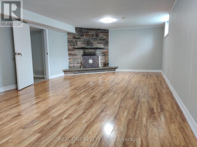 BASEMENT - 49 CORINTHIAN BOULEVARD, Toronto (L'Amoreaux), Ontario, M1W1B4