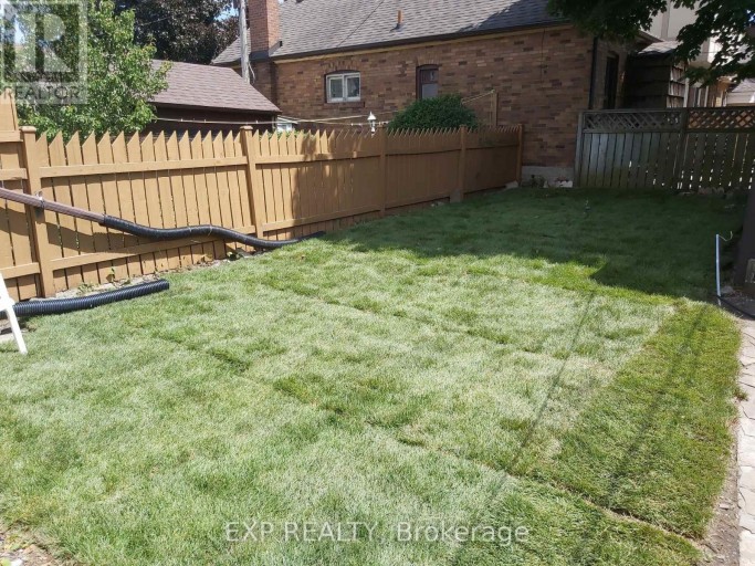 LOWER - 169 O'CONNOR DRIVE, Toronto (East York), Ontario, M4J2S7