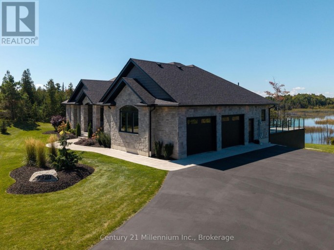 150 LOUISE CREEK CRESCENT, West Grey, Ontario, N0G1S0