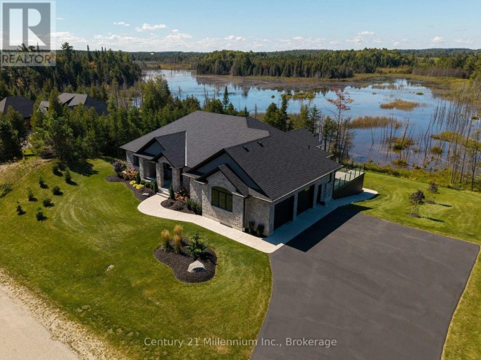 150 LOUISE CREEK CRESCENT, West Grey, Ontario, N0G1S0