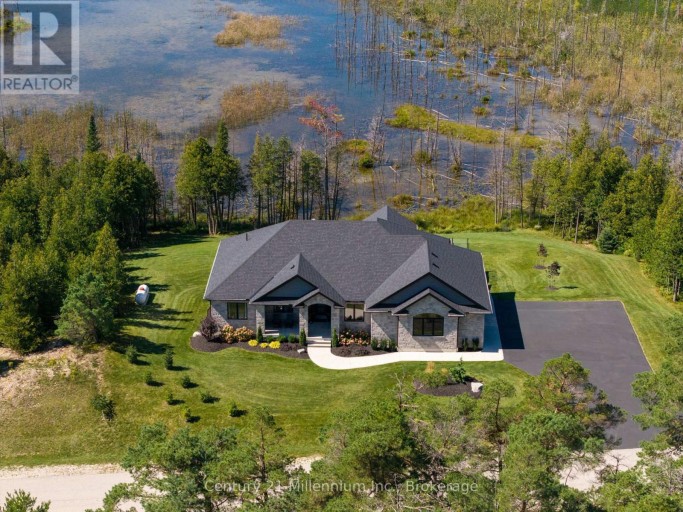 150 LOUISE CREEK CRESCENT, West Grey, Ontario, N0G1S0