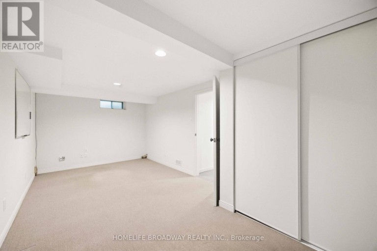 212 BAYVIEW FAIRWAYS DRIVE, Markham (Bayview Fairway-Bayview Country Club Esta, Ontario, L3T2Z3