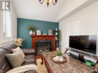 34 LOOKER DRIVE Barrie (Holly) Ontario photo 29