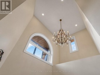 34 LOOKER DRIVE Barrie (Holly) Ontario photo 8
