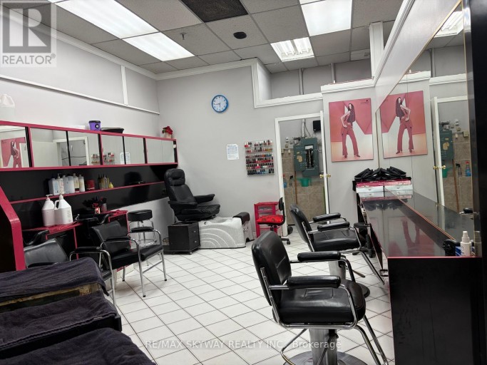 31 - 227 VODDEN STREET E, Brampton (Madoc), Ontario, L6V1N2
