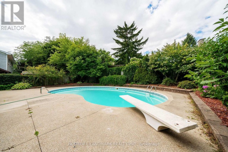 2365 BACCARO ROAD, Oakville (FD Ford), Ontario, L6J5V9