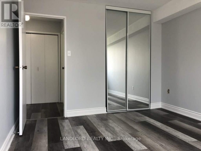 405 - 3590 KANEFF CRESCENT, Mississauga (Mississauga Valleys), Ontario, L5A3X3