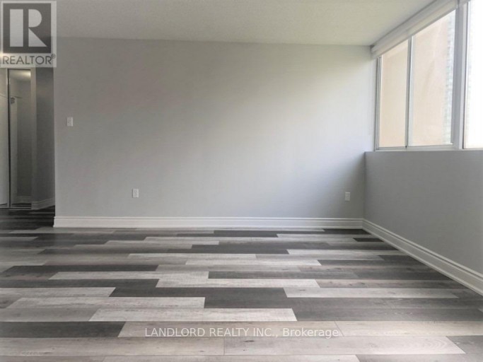 405 - 3590 KANEFF CRESCENT, Mississauga (Mississauga Valleys), Ontario, L5A3X3