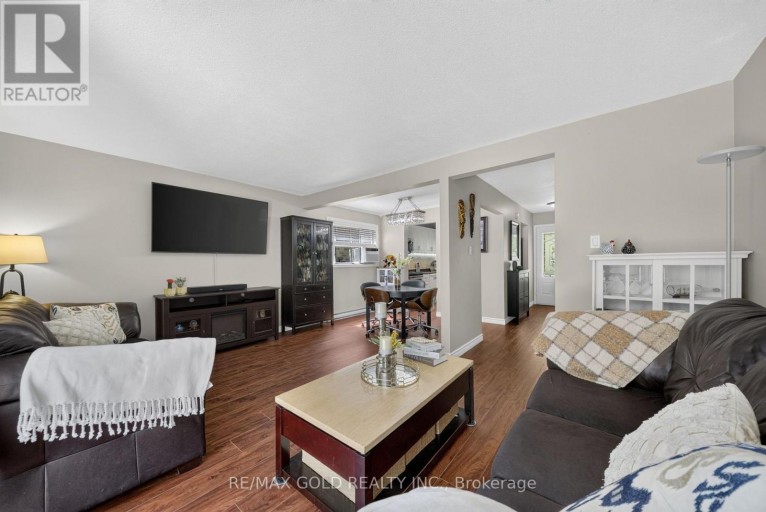 15 JACKMAN DRIVE, Brampton (Northgate), Ontario, L6S2L7