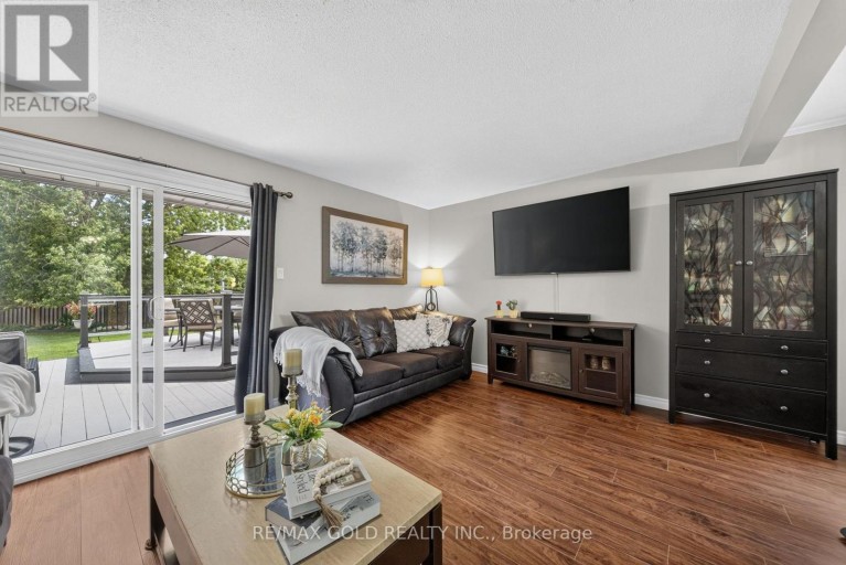 15 JACKMAN DRIVE, Brampton (Northgate), Ontario, L6S2L7