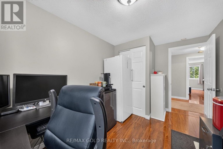 15 JACKMAN DRIVE, Brampton (Northgate), Ontario, L6S2L7