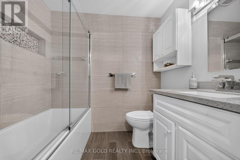 15 JACKMAN DRIVE, Brampton (Northgate), Ontario, L6S2L7