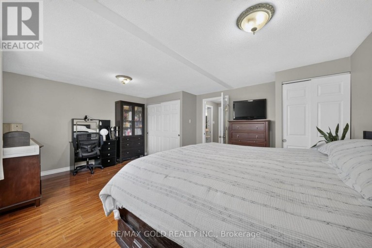 15 JACKMAN DRIVE, Brampton (Northgate), Ontario, L6S2L7