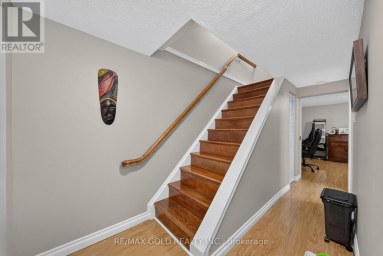 15 JACKMAN DRIVE Brampton (Northgate) Ontario photo 29