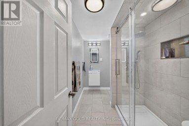15 JACKMAN DRIVE Brampton (Northgate) Ontario photo 32