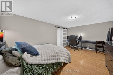 15 JACKMAN DRIVE Brampton (Northgate) Ontario photo 36