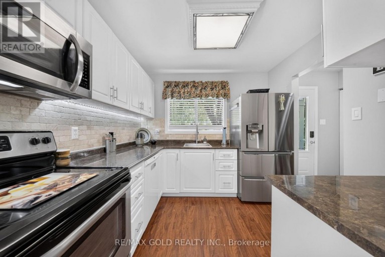 15 JACKMAN DRIVE, Brampton (Northgate), Ontario, L6S2L7
