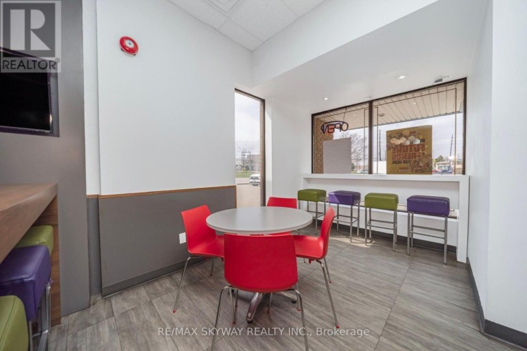 D113 - 4490 FAIRVIEW STREET, Burlington (Shoreacres), Ontario, L7L5P9