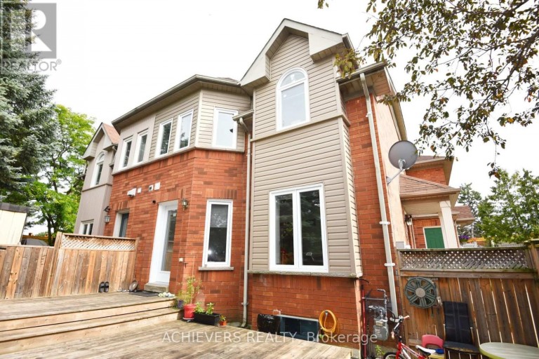 83 CLOVER BLOOM ROAD, Brampton (Sandringham-Wellington), Ontario, L6R1S4