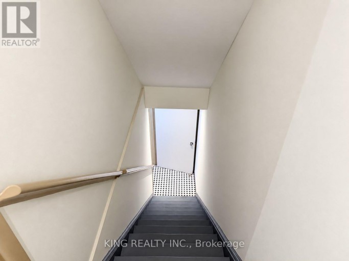133 JEFFERSON AVENUE, Toronto (South Parkdale), Ontario, M6K3E4