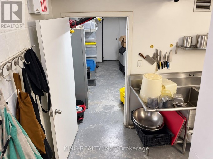 133 JEFFERSON AVENUE, Toronto (South Parkdale), Ontario, M6K3E4