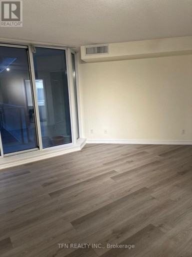 111 ELIZABETH STREET, Toronto (Bay Street Corridor), Ontario, M5G1P7