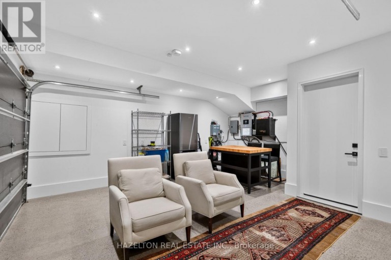 228 GLEN ROAD, Toronto (Rosedale-Moore Park), Ontario, M4W2X3