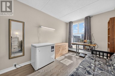 803 - 2 GLAMORGAN AVENUE Toronto (Dorset Park) Ontario photo 30