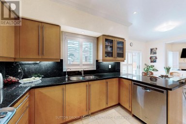 66 TUSCANA BOULEVARD Vaughan (Patterson) Ontario photo 11