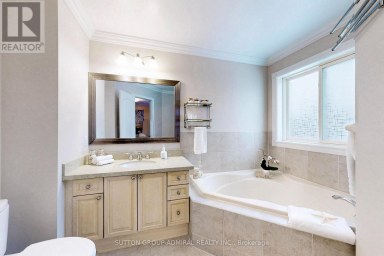 66 TUSCANA BOULEVARD Vaughan (Patterson) Ontario photo 25