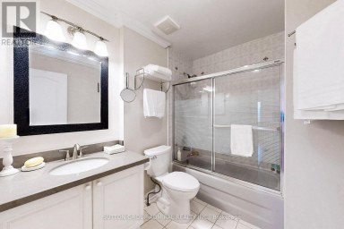 66 TUSCANA BOULEVARD Vaughan (Patterson) Ontario photo 33
