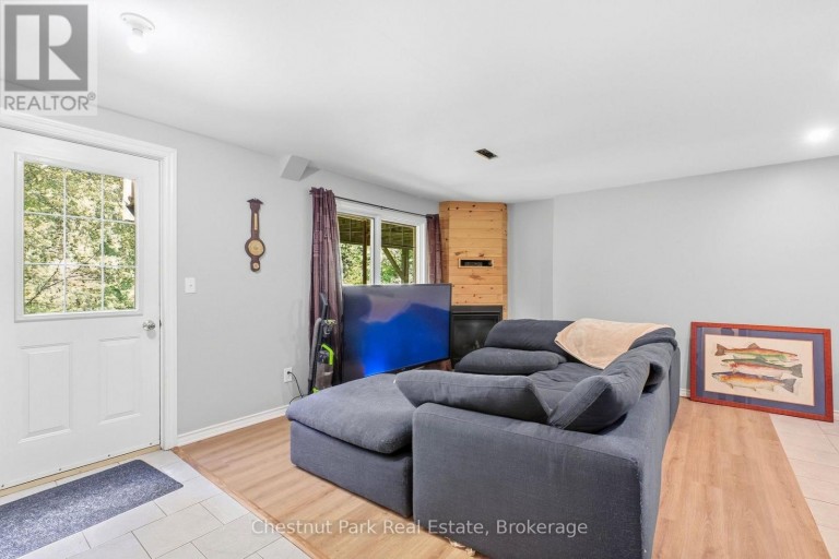 34 GLENDALE ROAD, Bracebridge (Monck (Bracebridge)), Ontario, P1L1B3