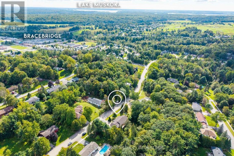 34 GLENDALE ROAD, Bracebridge (Monck (Bracebridge)), Ontario, P1L1B3